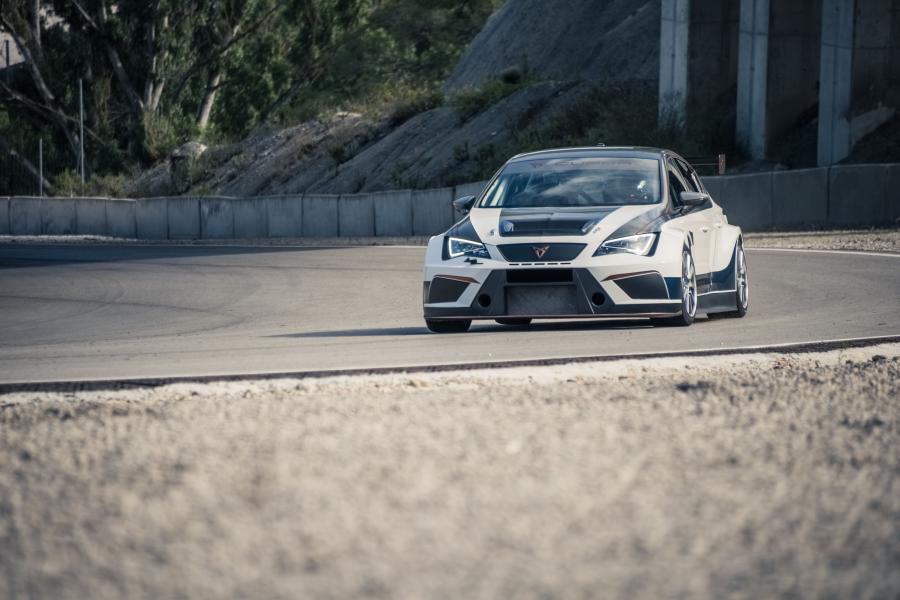  Cupra Leon TCR 2018 года  (фото 15 из 15)